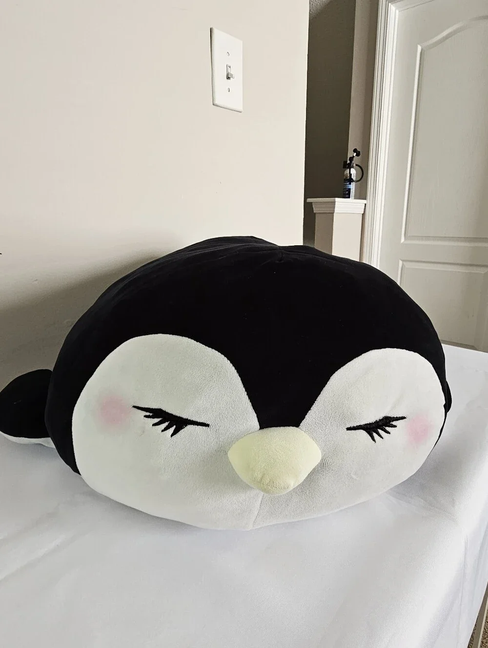 Squishmallows Kai Killer Whale 20